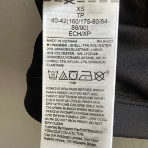 NWT Gap Eclipse Medium Support Strappy Sports Bra in Bkack. Size X-Small - Picture 5 of 7